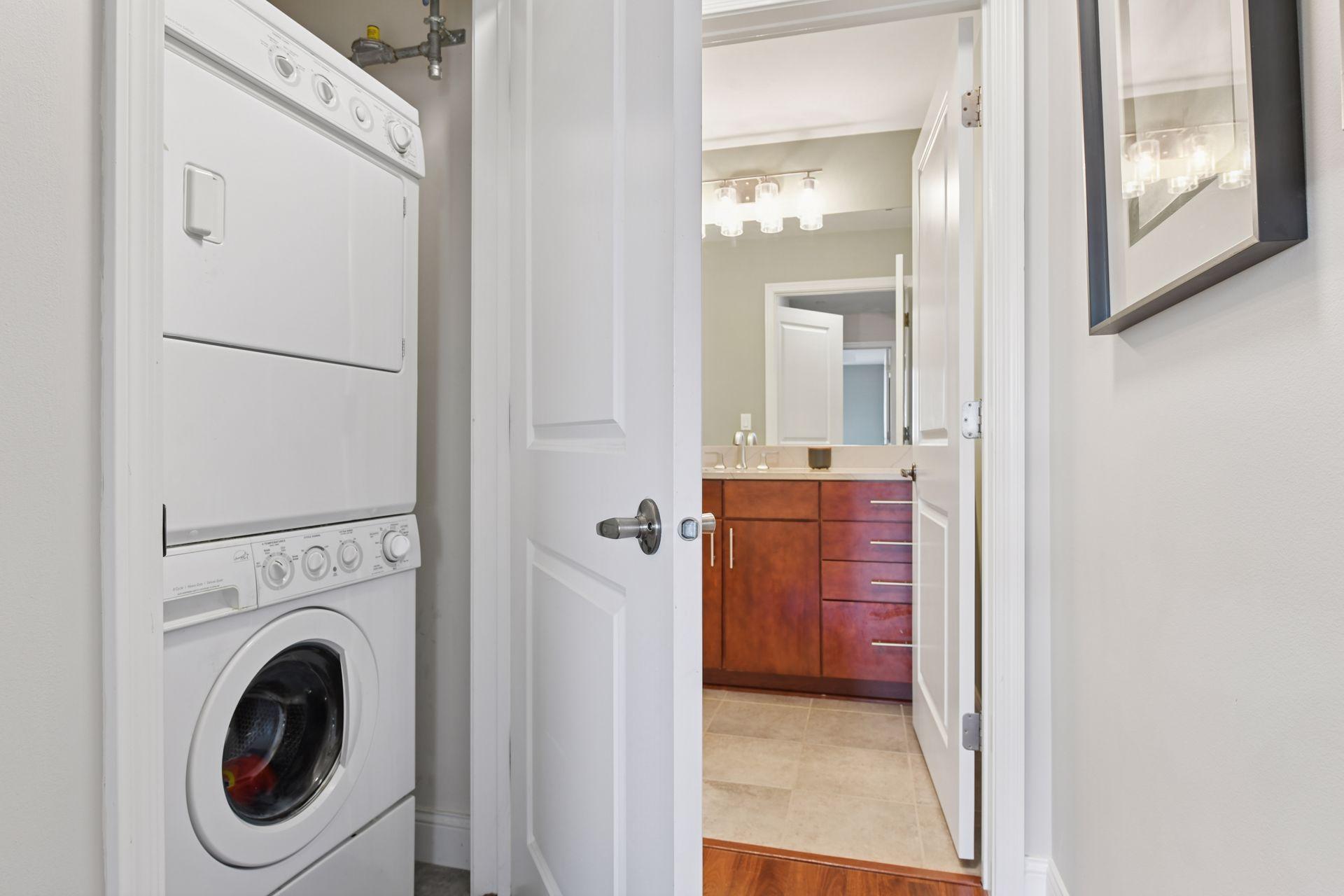 100 3rd Avenue S Unit: 2201