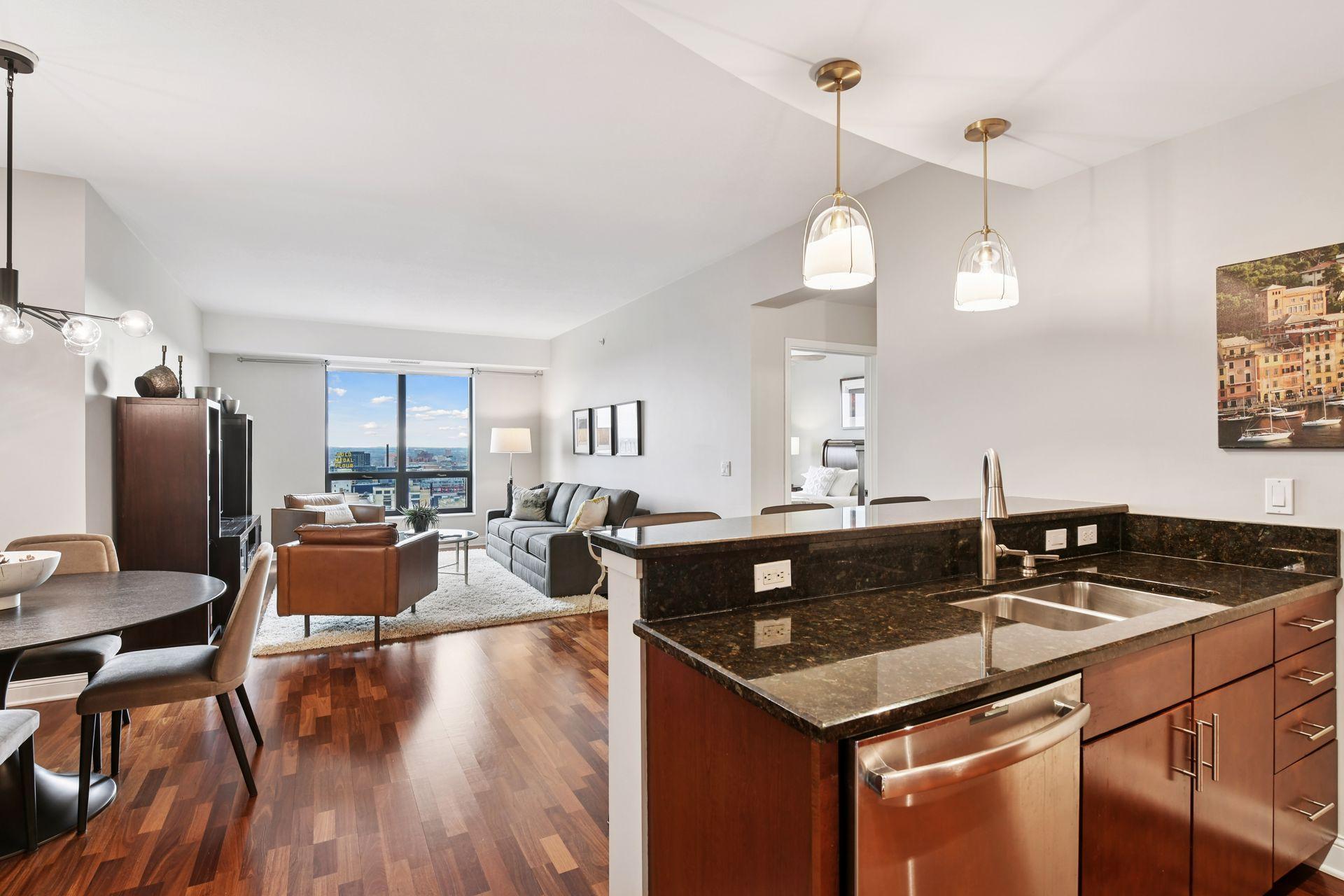100 3rd Avenue S Unit: 2201