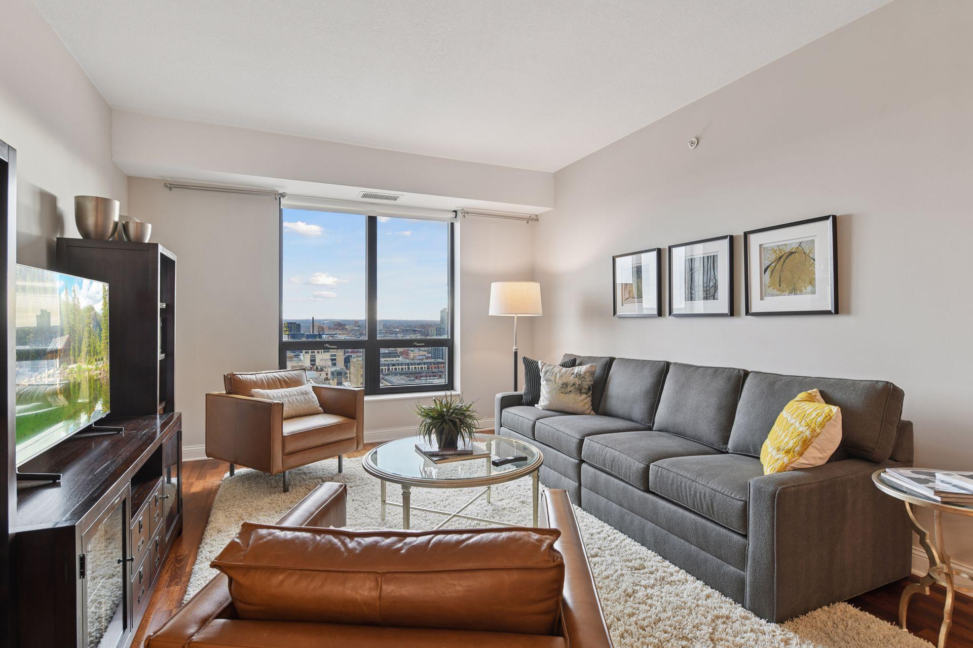 100 3rd Avenue S Unit: 2201