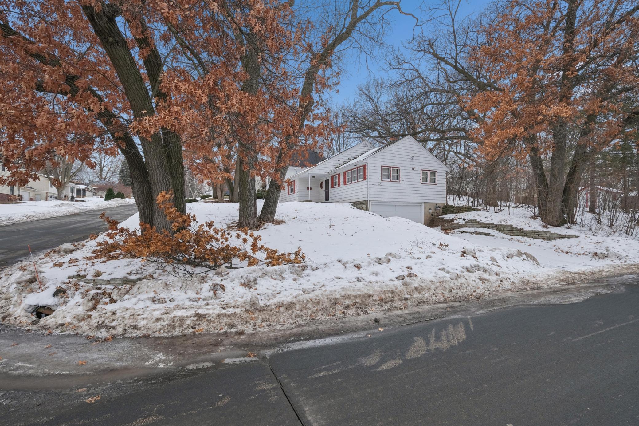 4500 Parkside Lane