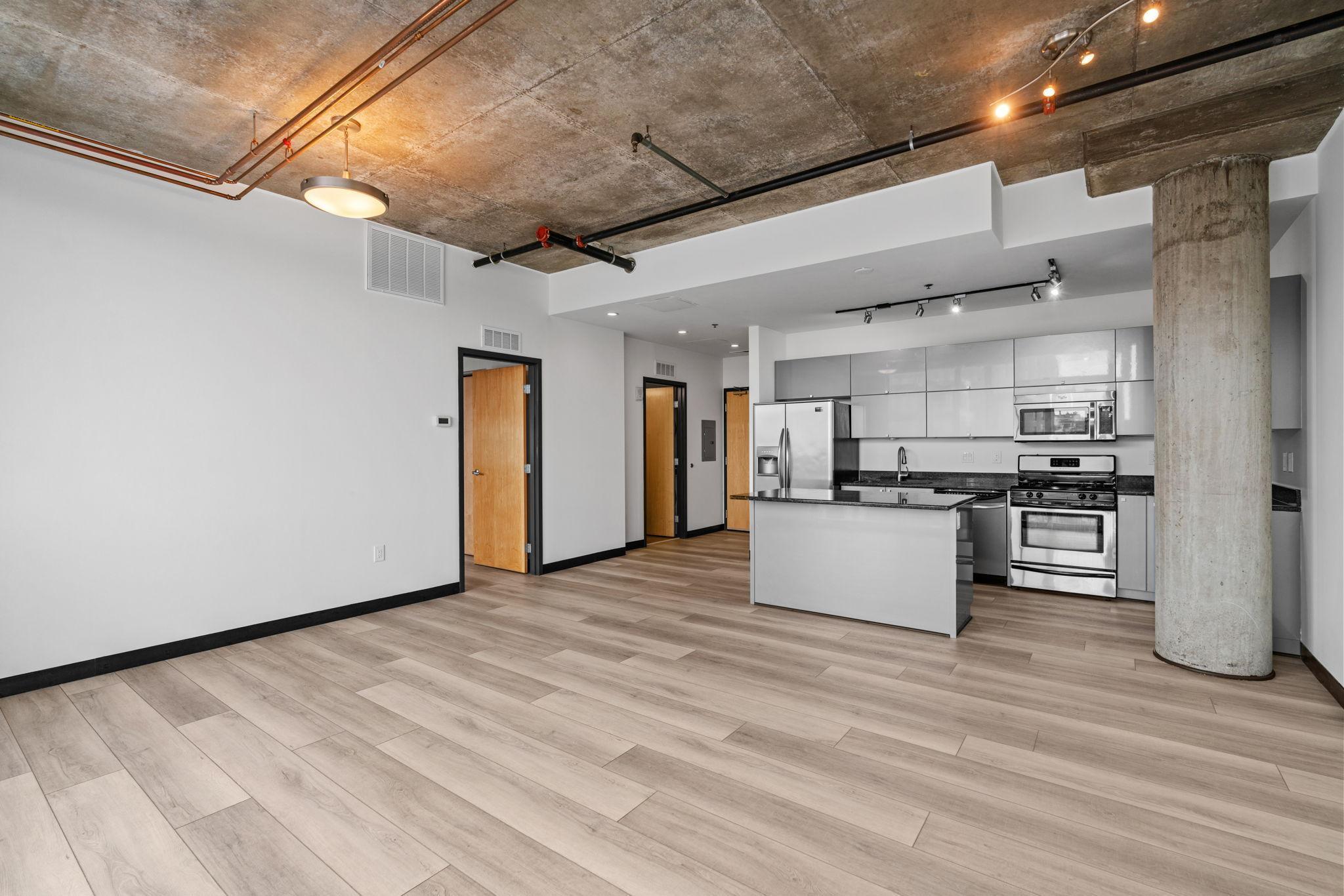 730 N 4th Street Unit: 813
