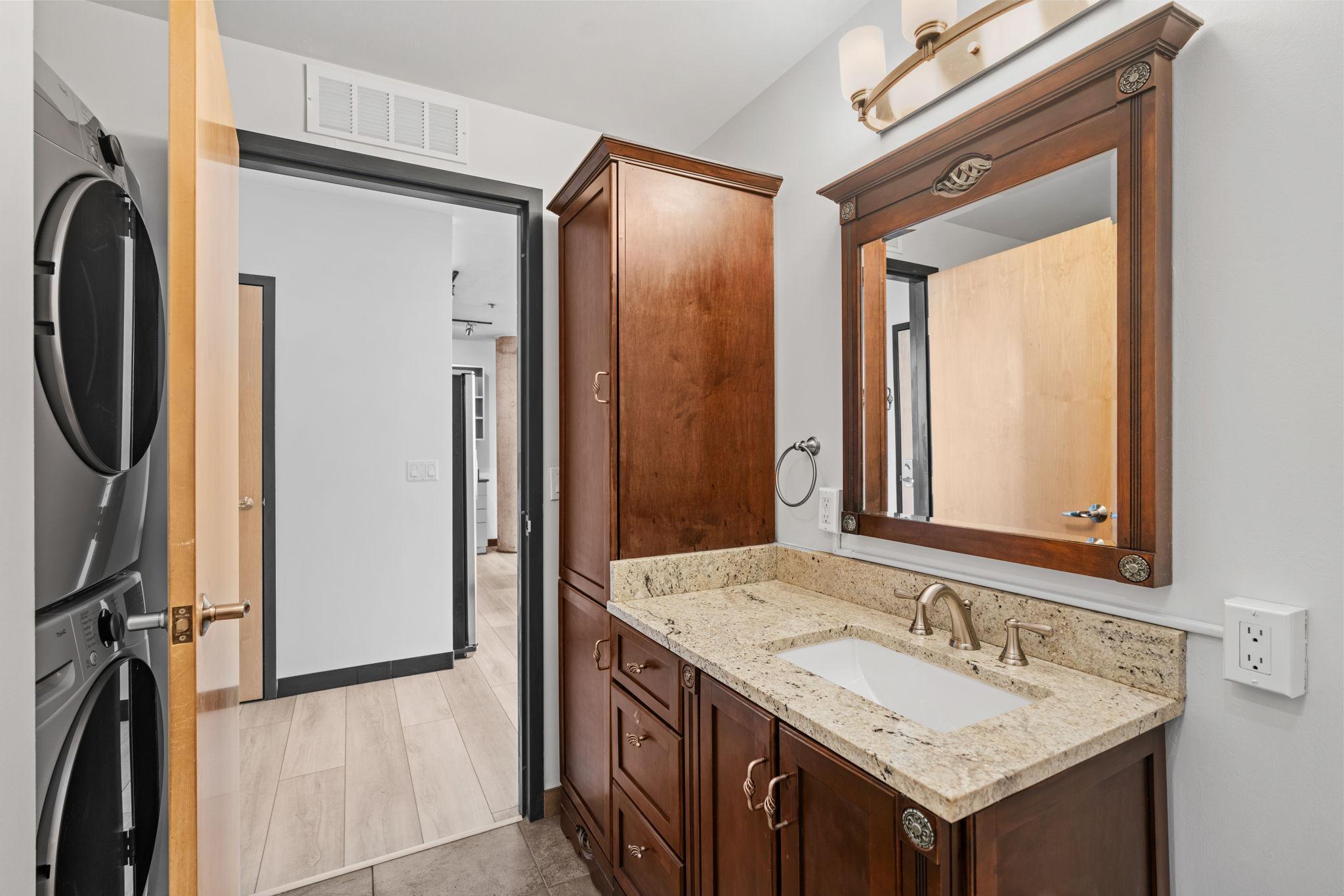 730 N 4th Street Unit: 813