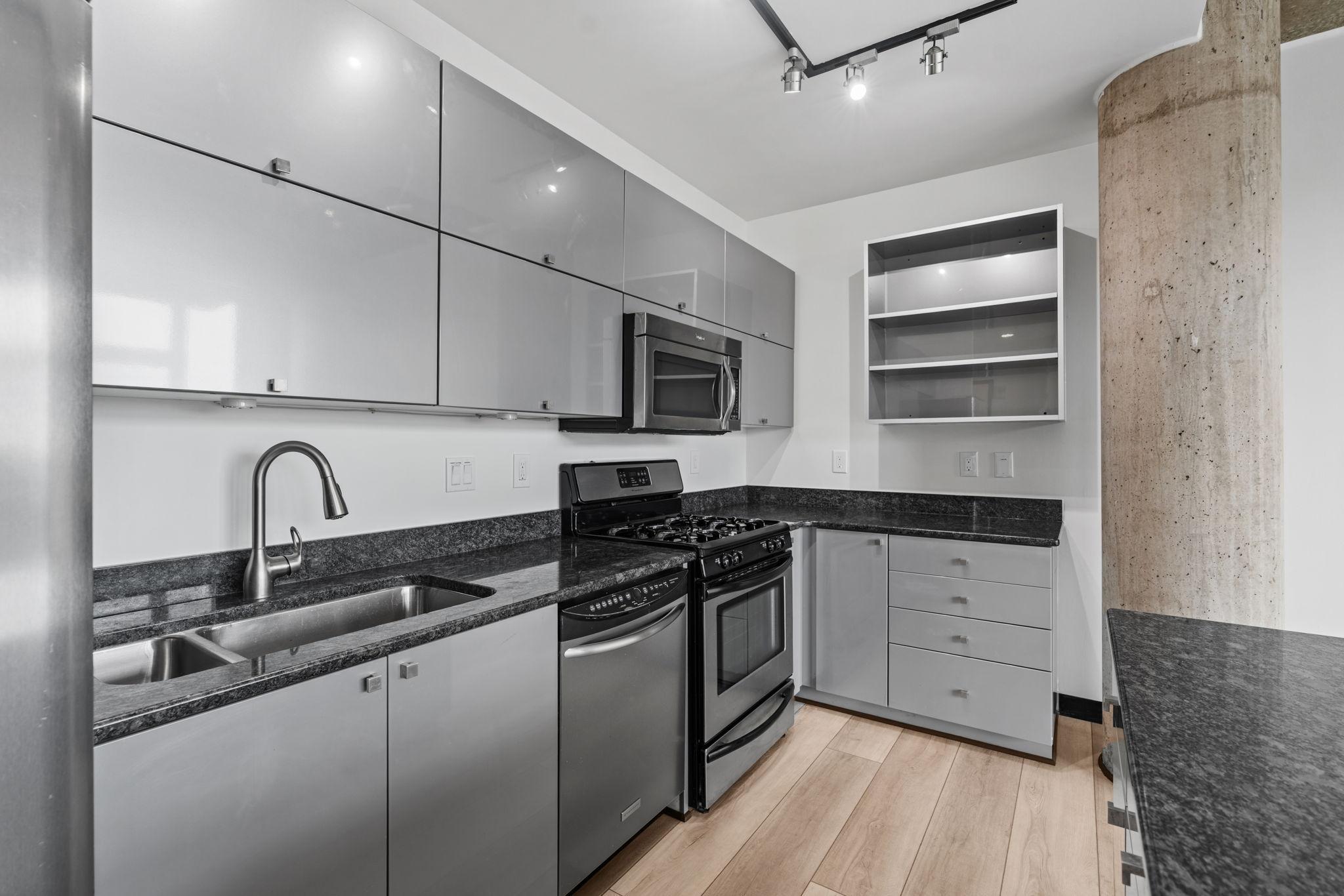 730 N 4th Street Unit: 813