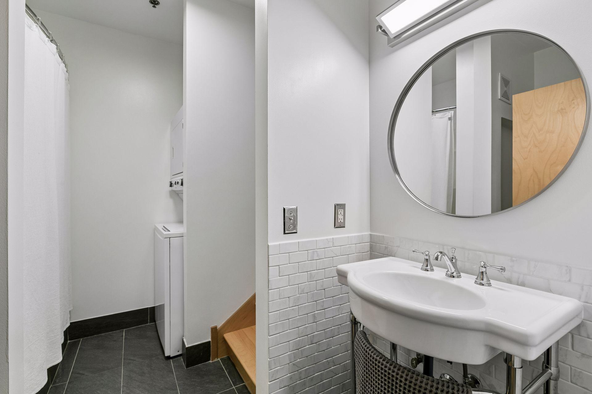 918 3rd Street N Unit: 203