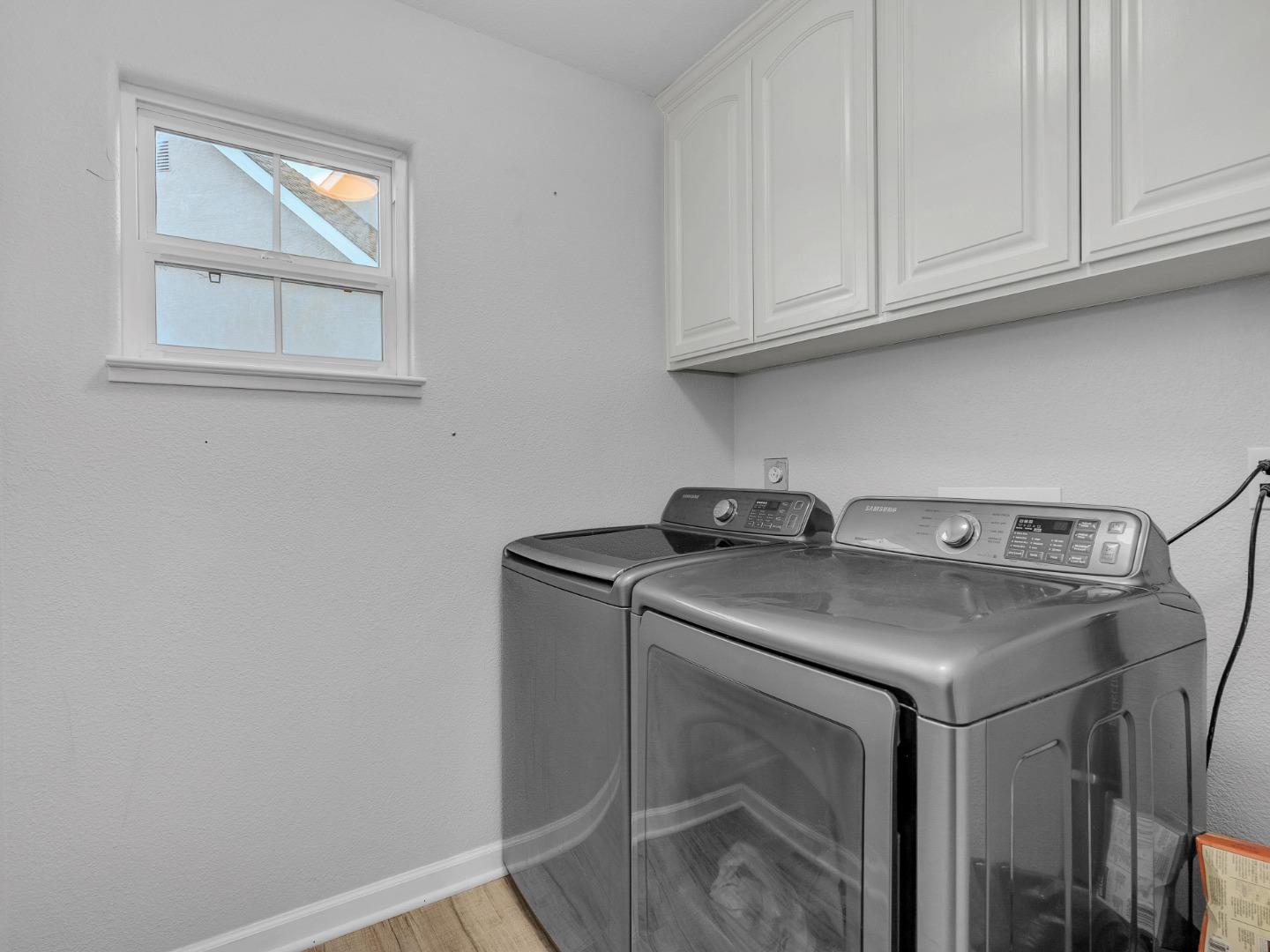 470 Vista Park Hill Court