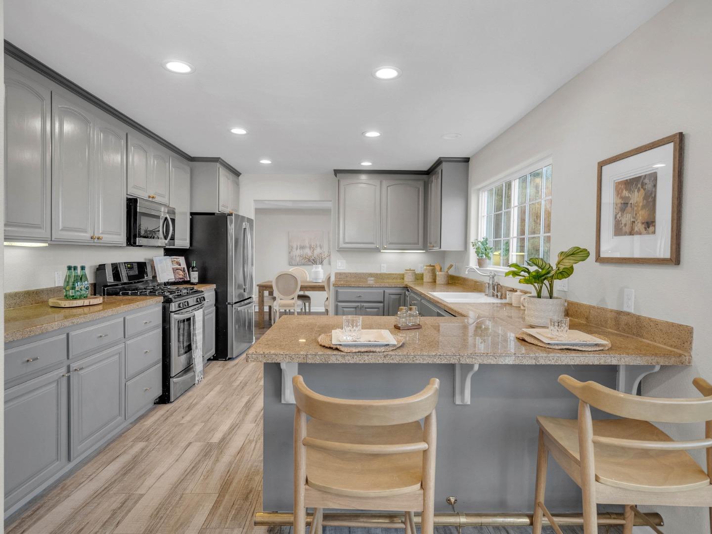 470 Vista Park Hill Court