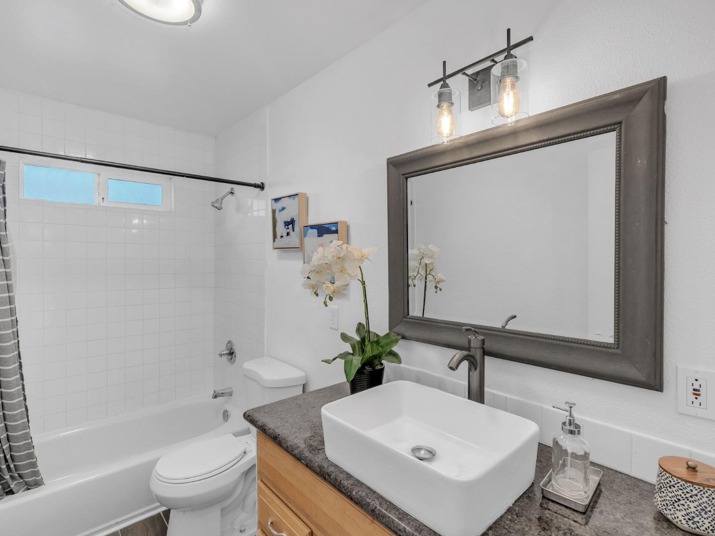 470 Vista Park Hill Court