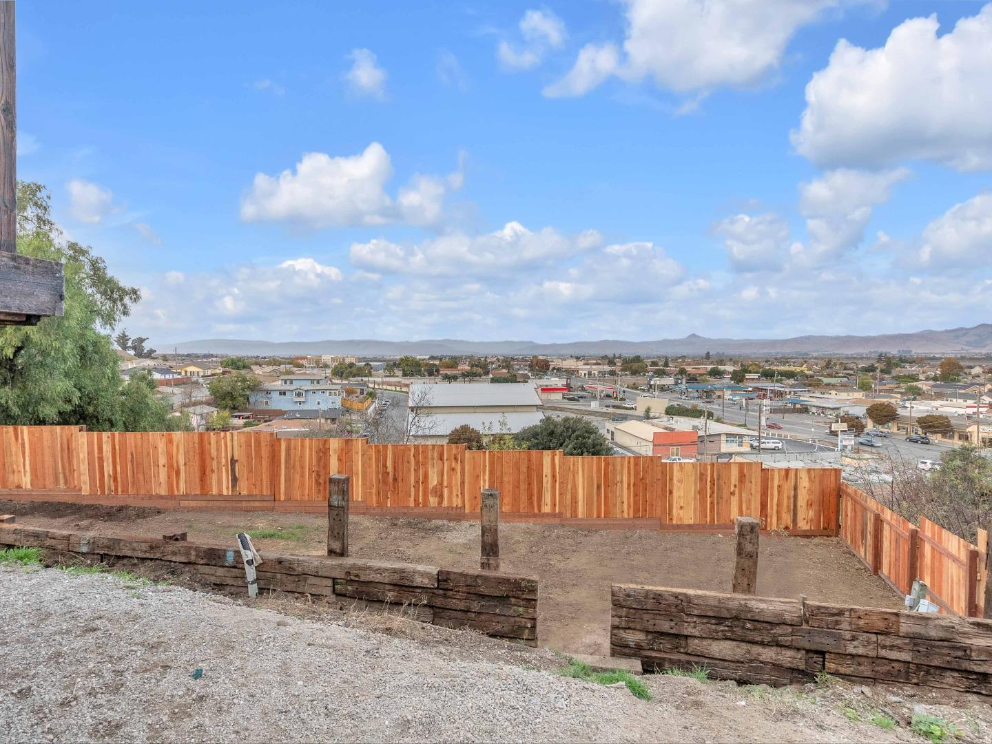 470 Vista Park Hill Court