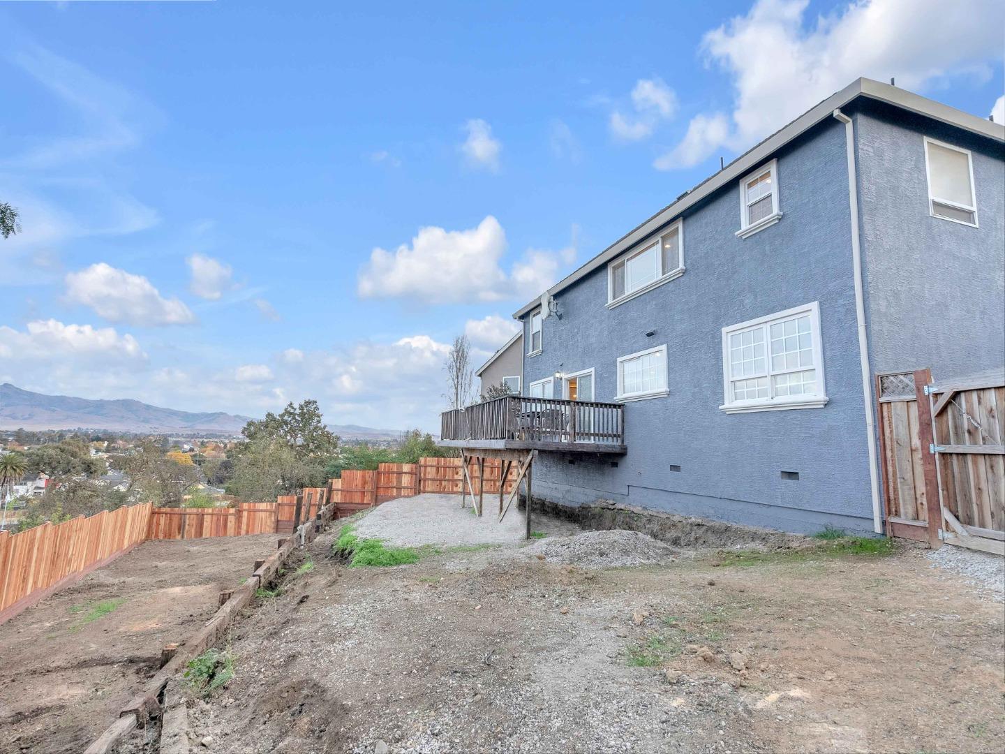 470 Vista Park Hill Court