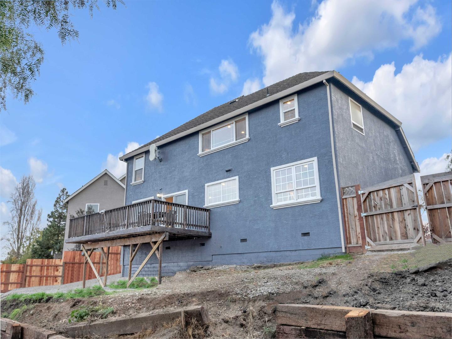 470 Vista Park Hill Court