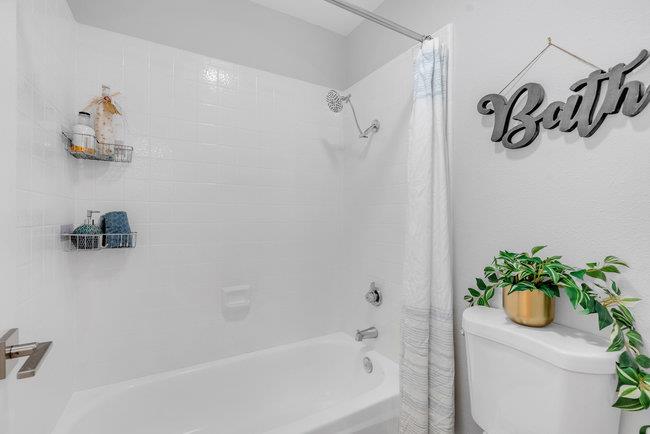 247 N Capitol Avenue Unit: 203