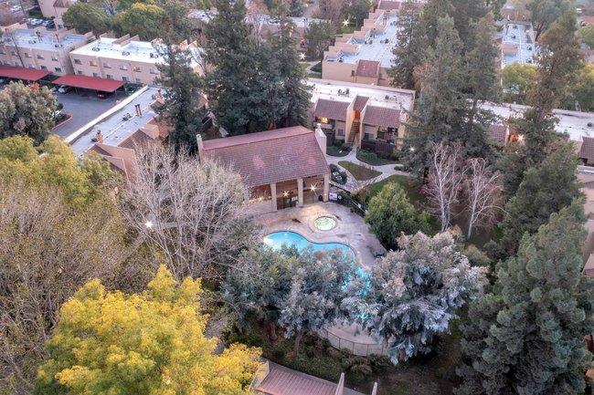 247 N Capitol Avenue Unit: 203