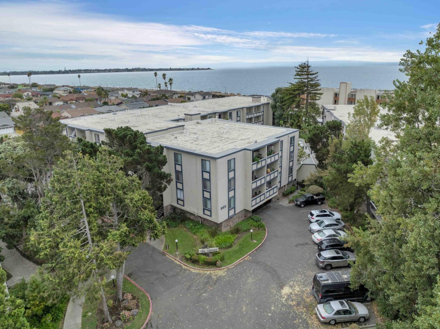 965 Shorepoint CT 206