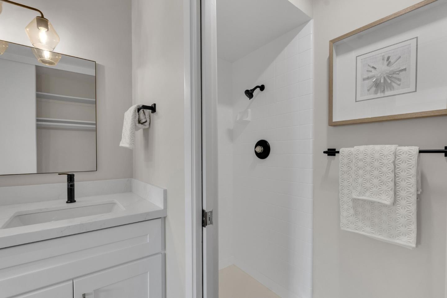 965 Shorepoint CT 206