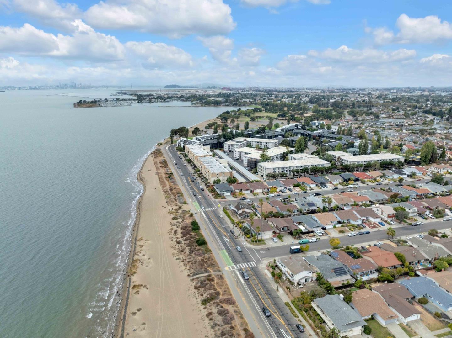 965 Shorepoint CT 206