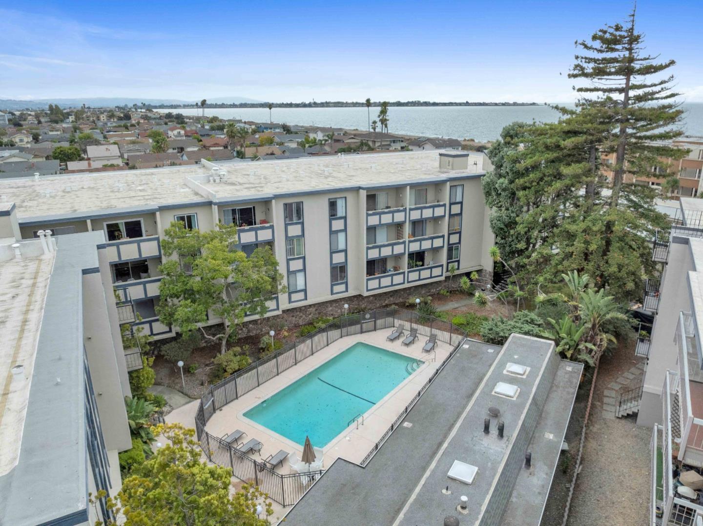 965 Shorepoint CT 206