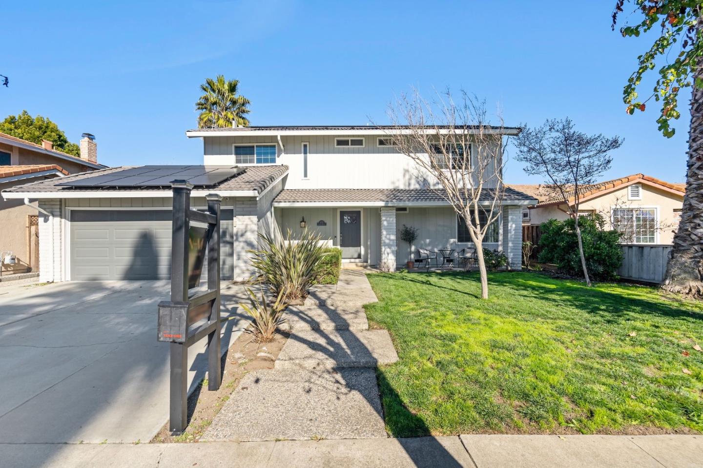 577 Amboy DR