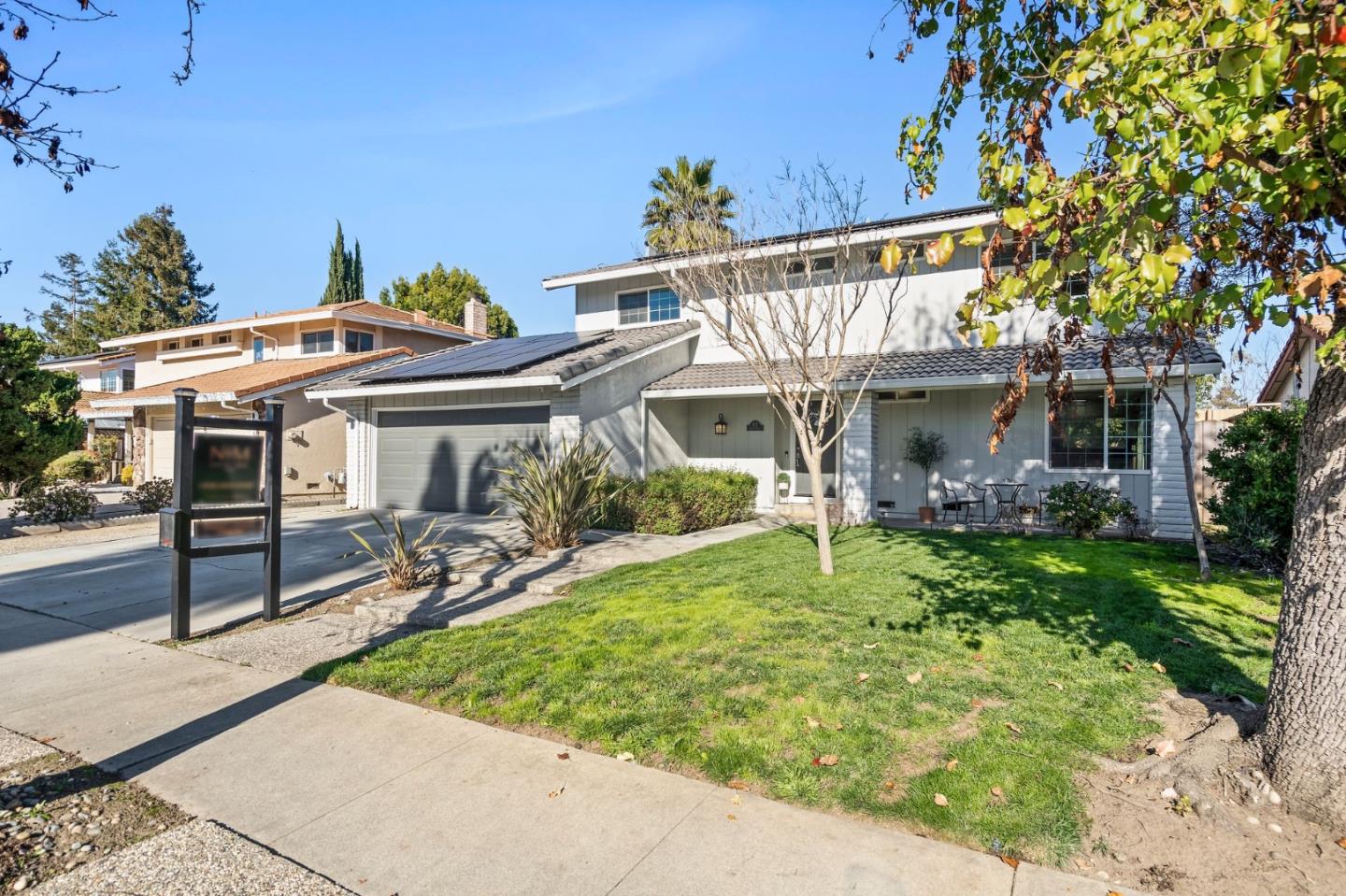 577 Amboy DR