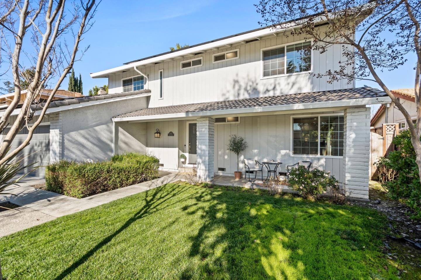 577 Amboy DR