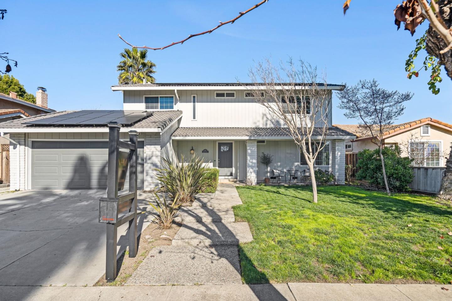 577 Amboy DR