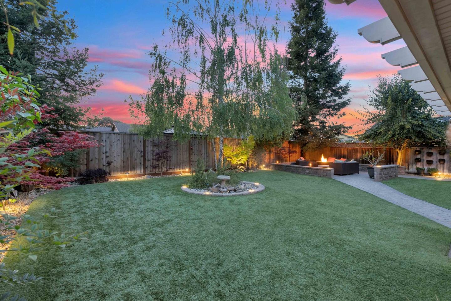 304 Henderson DR