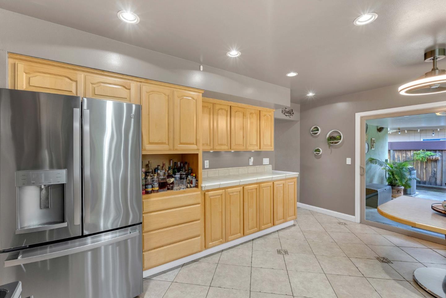 304 Henderson DR