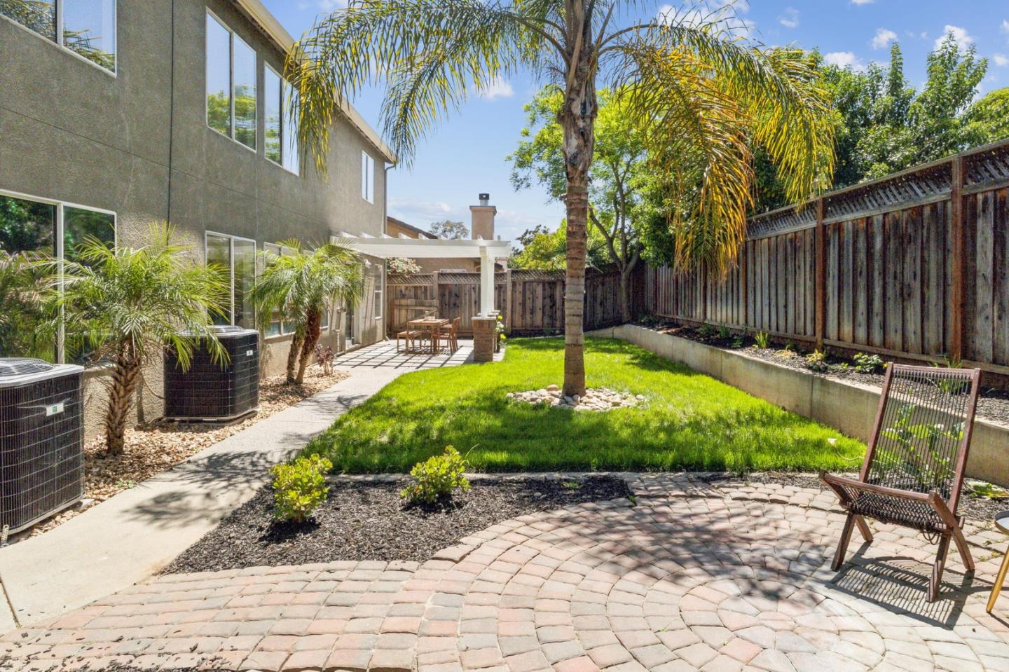6371 Blackberry CT
