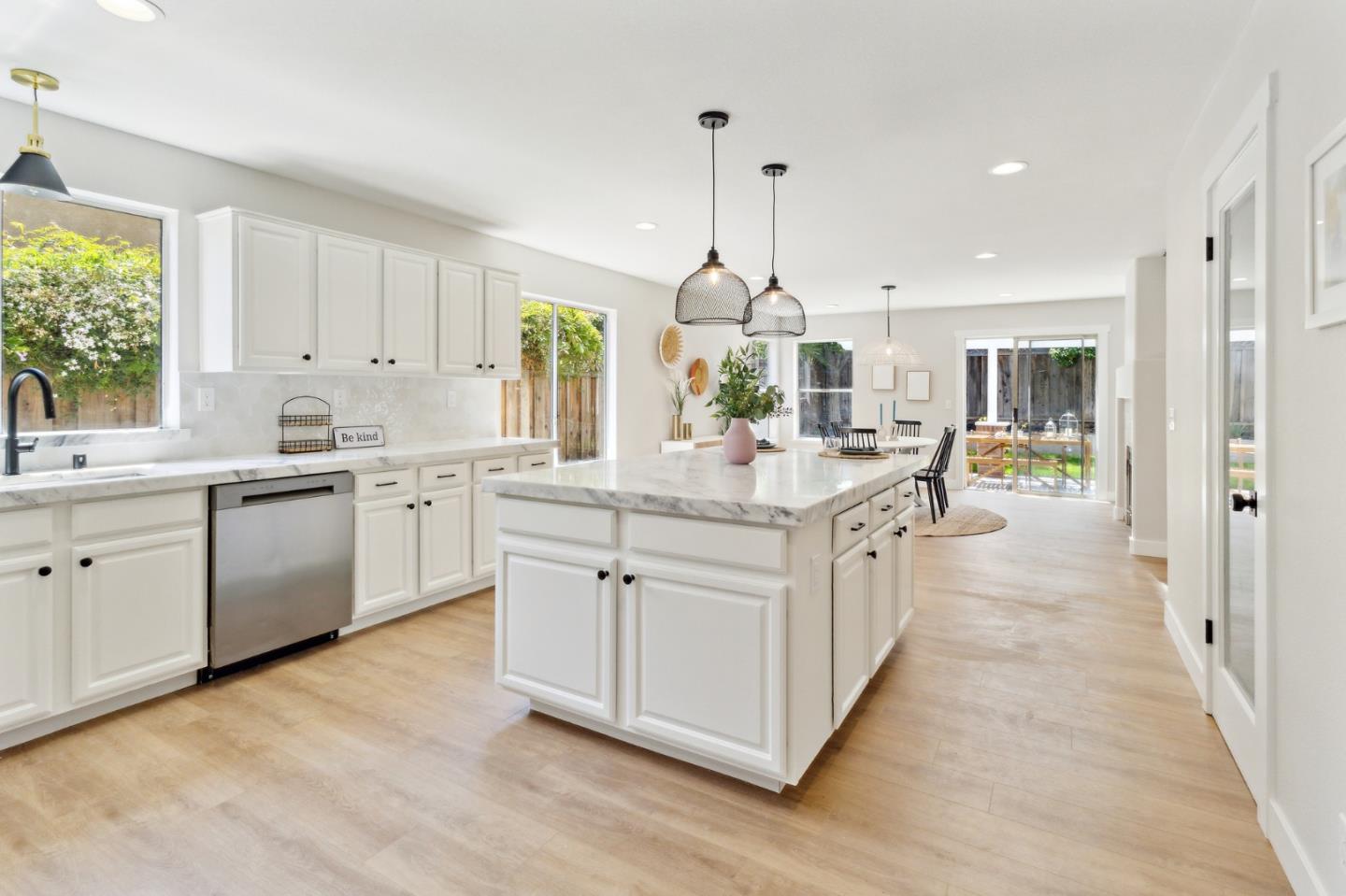 6371 Blackberry CT