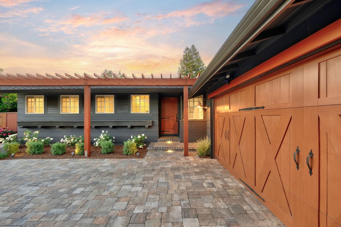 3904 Timberline DR
