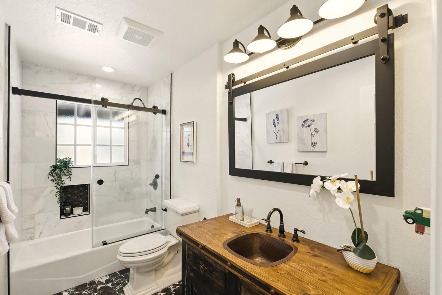3904 Timberline DR