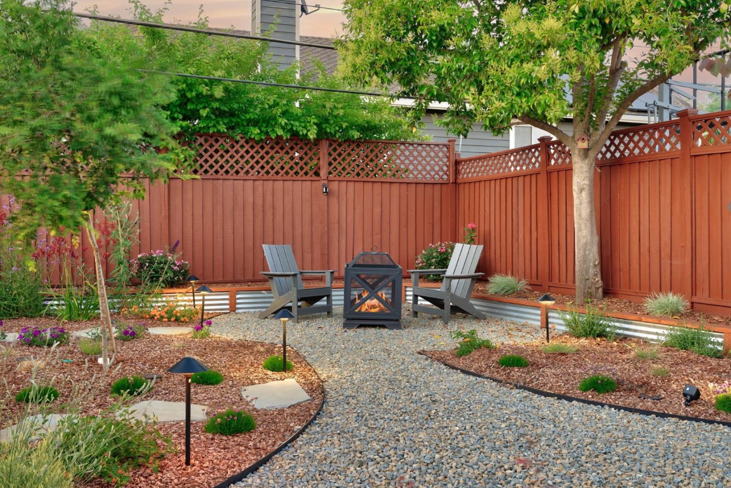 3904 Timberline DR