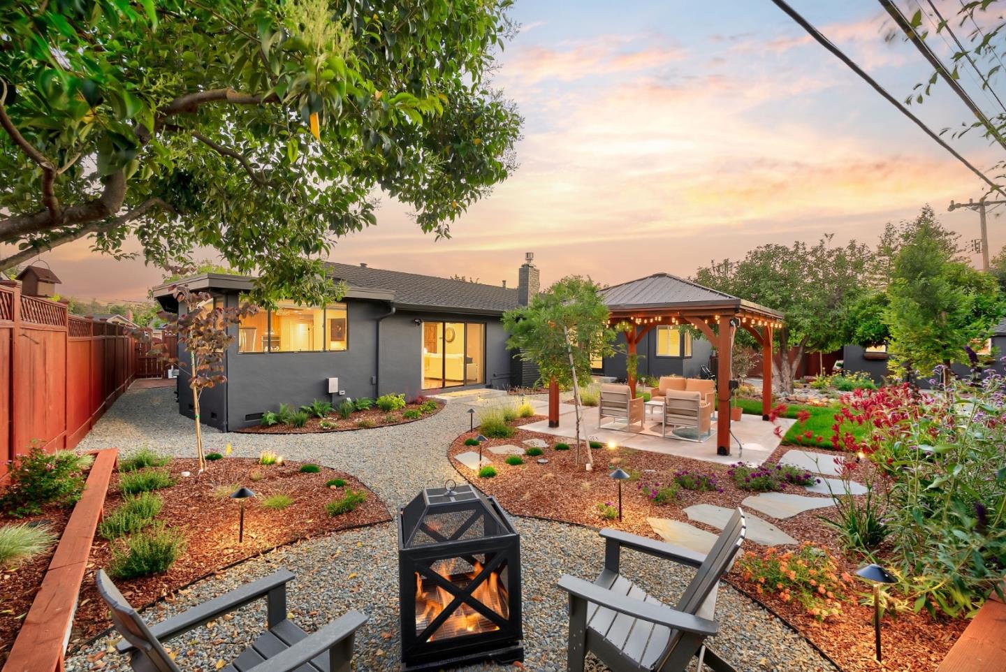 3904 Timberline DR