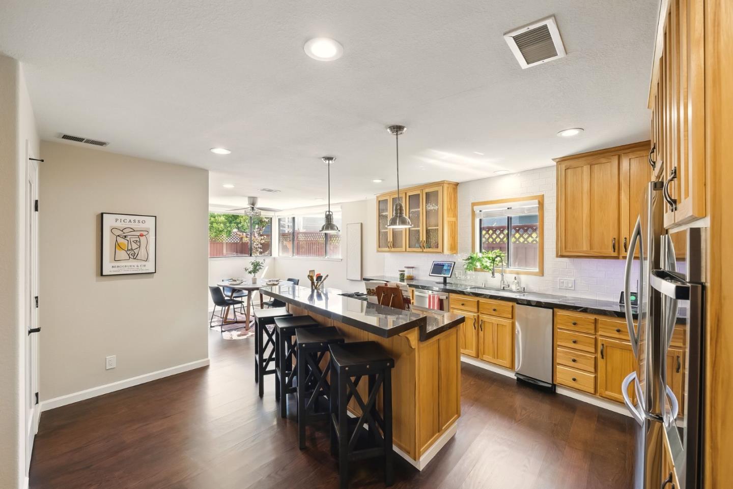 3904 Timberline DR