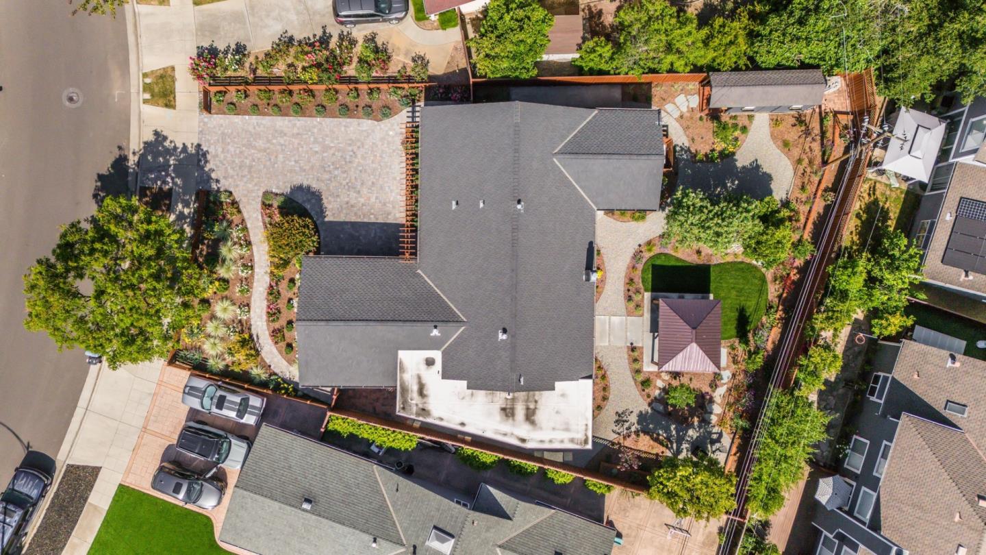 3904 Timberline DR