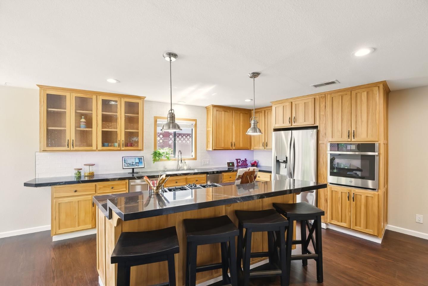 3904 Timberline DR