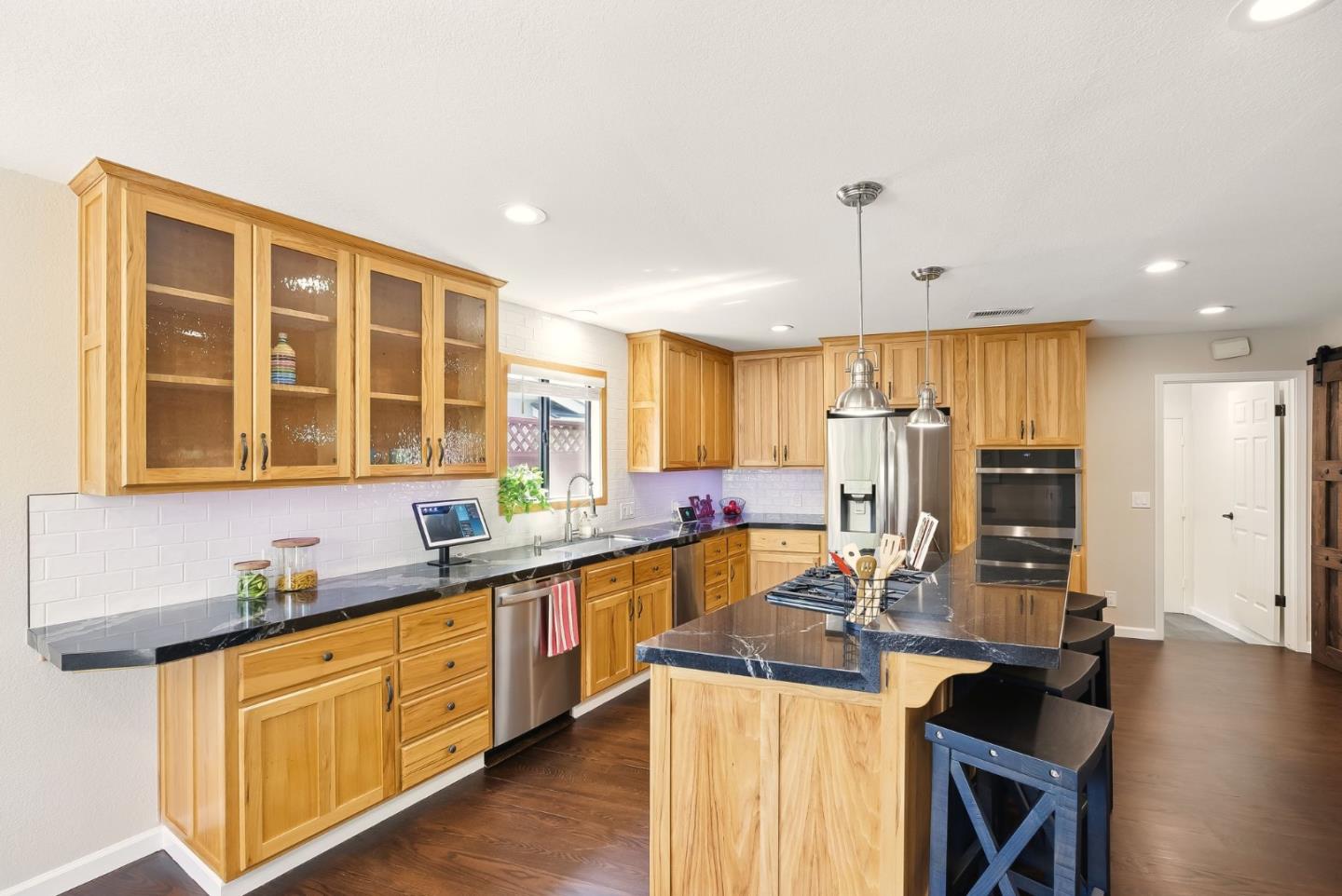 3904 Timberline DR