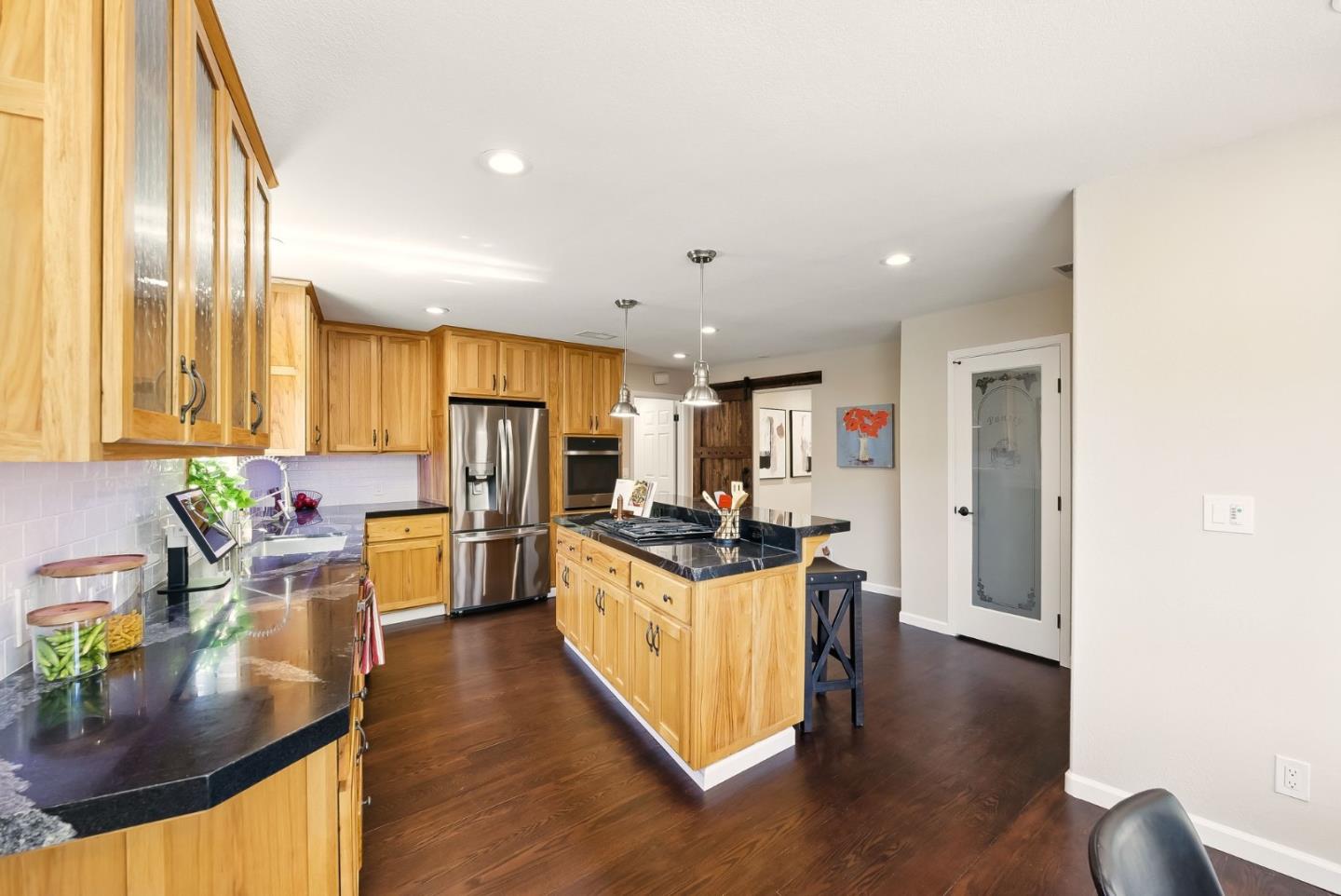 3904 Timberline DR