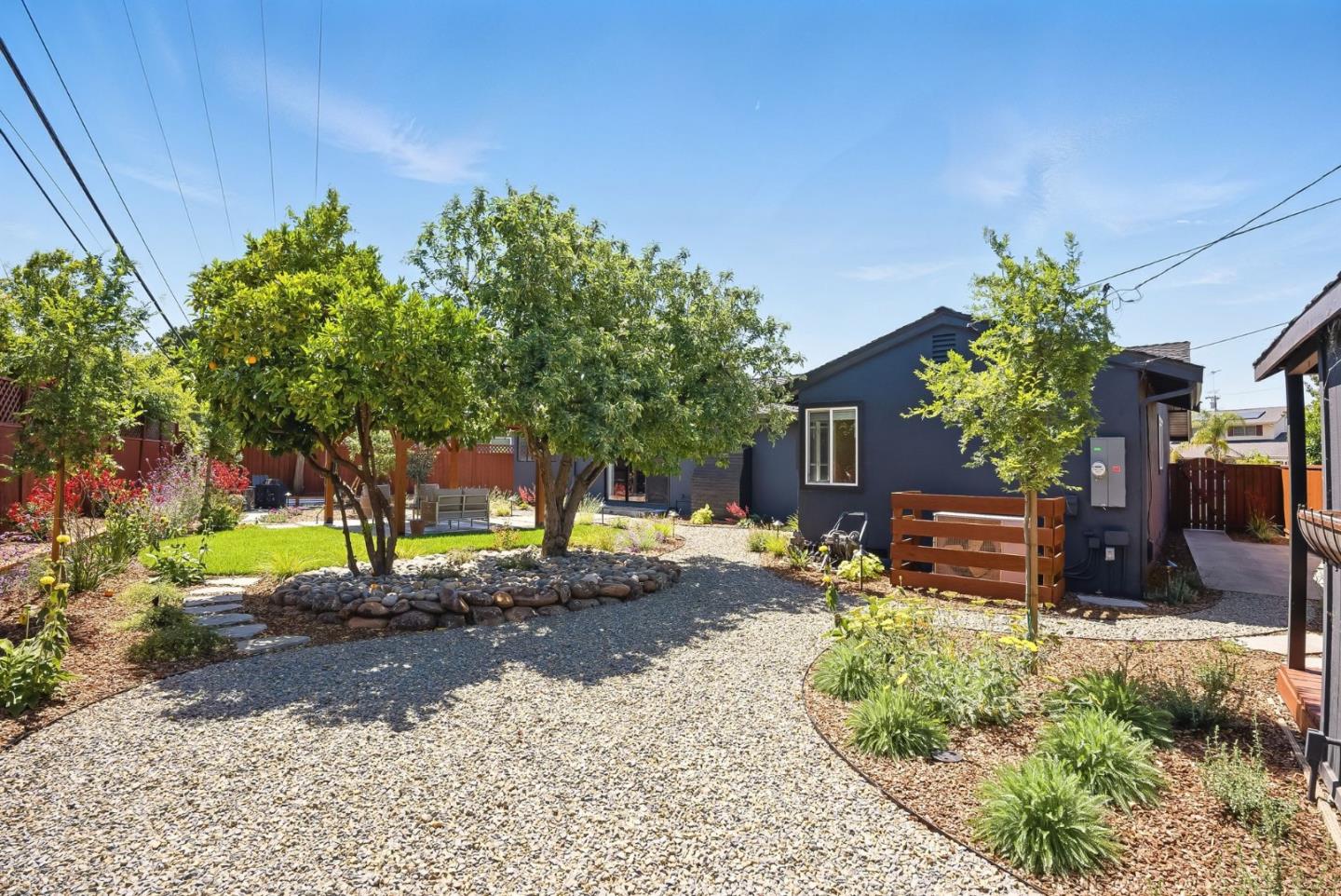 3904 Timberline DR