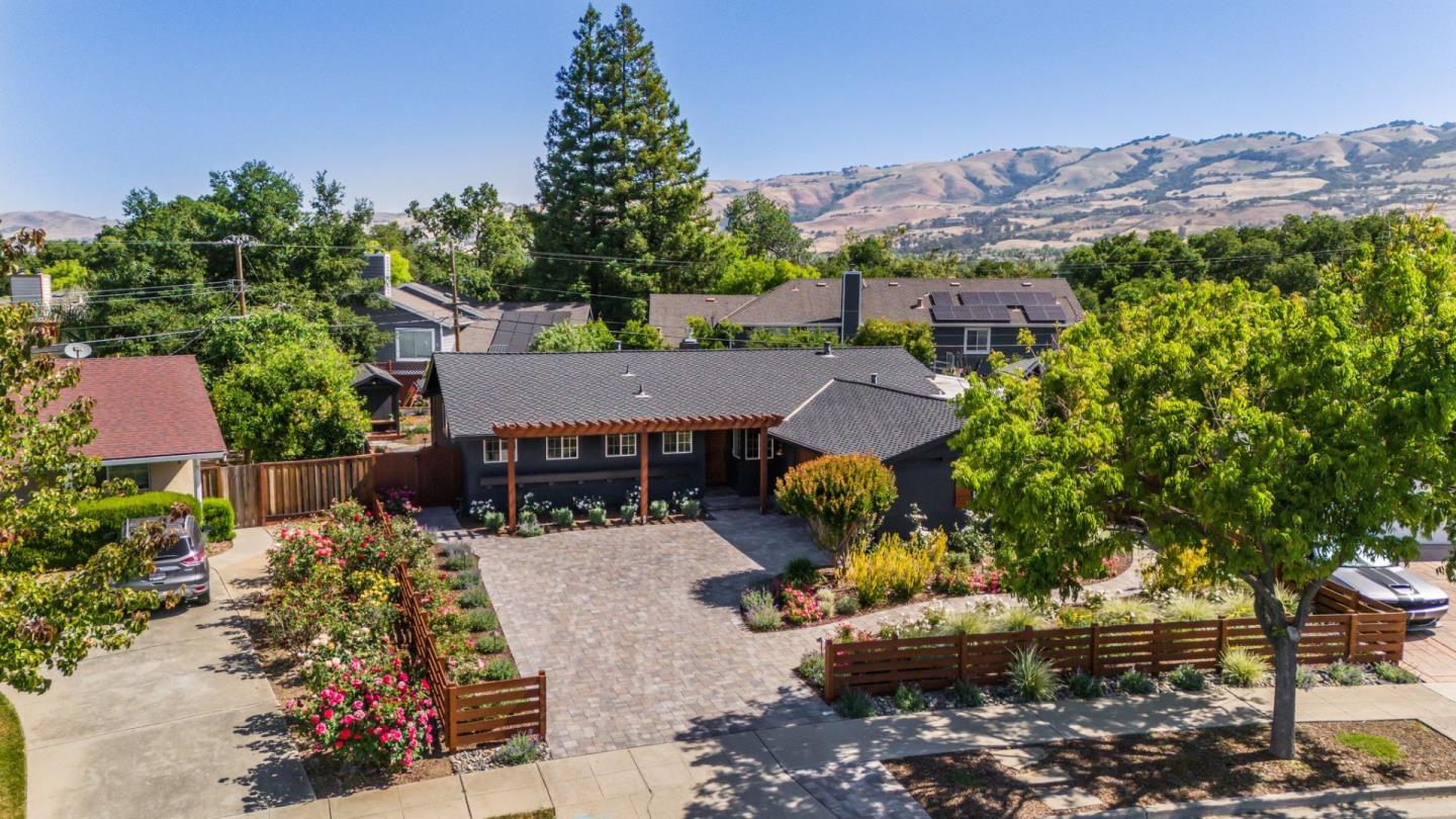 3904 Timberline DR