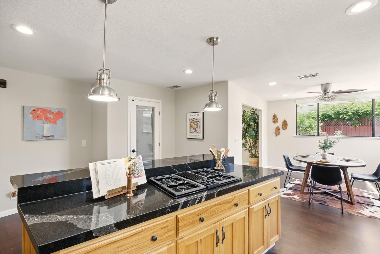 3904 Timberline DR