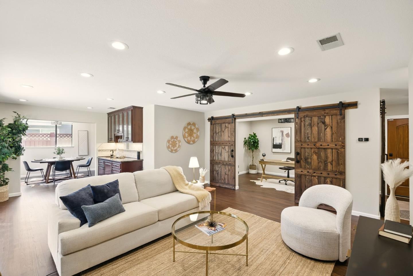 3904 Timberline DR