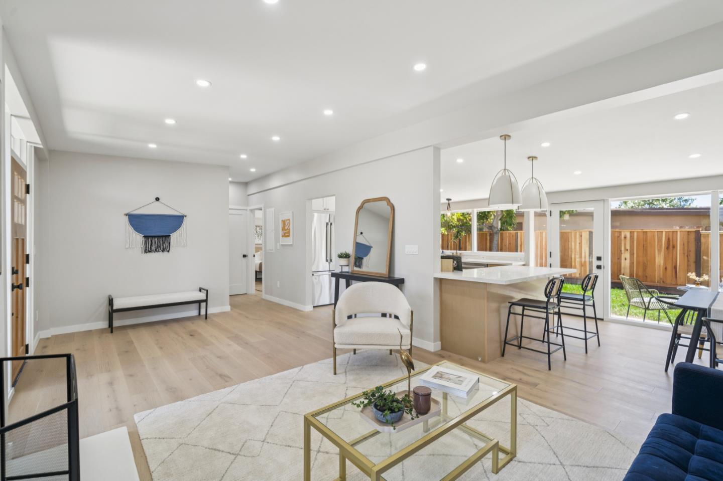 3050 Mauricia Avenue