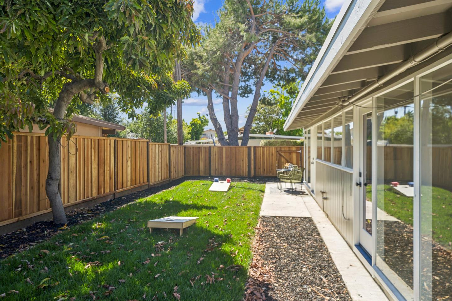 3050 Mauricia Avenue