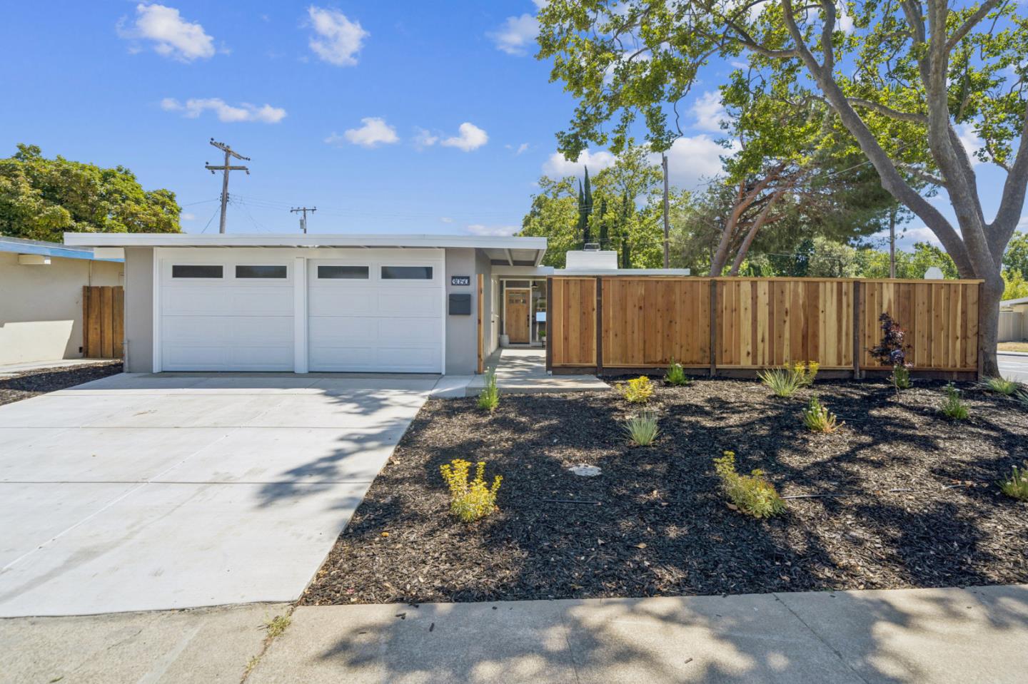 3050 Mauricia Avenue