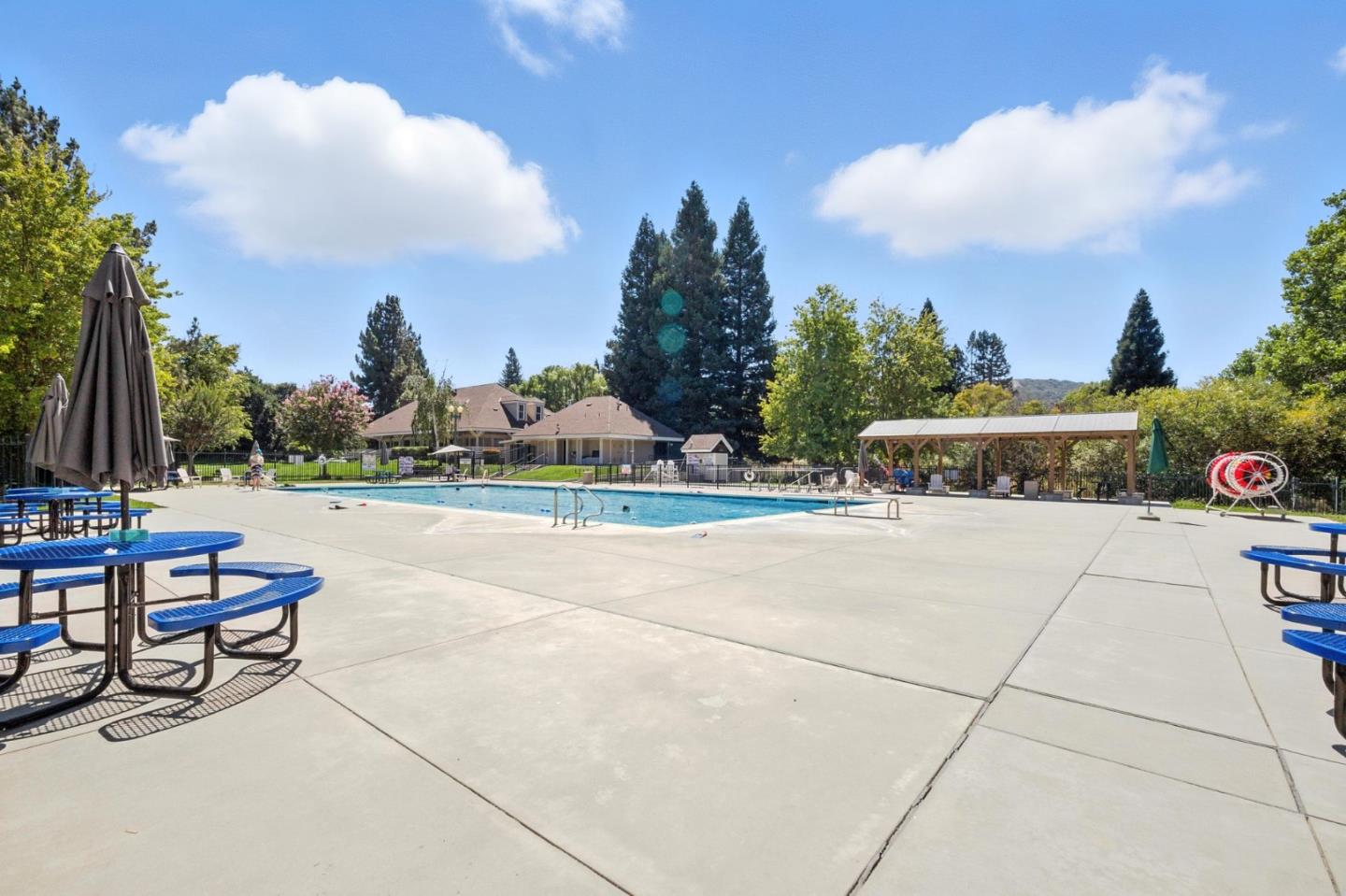 550 El Capitan Drive