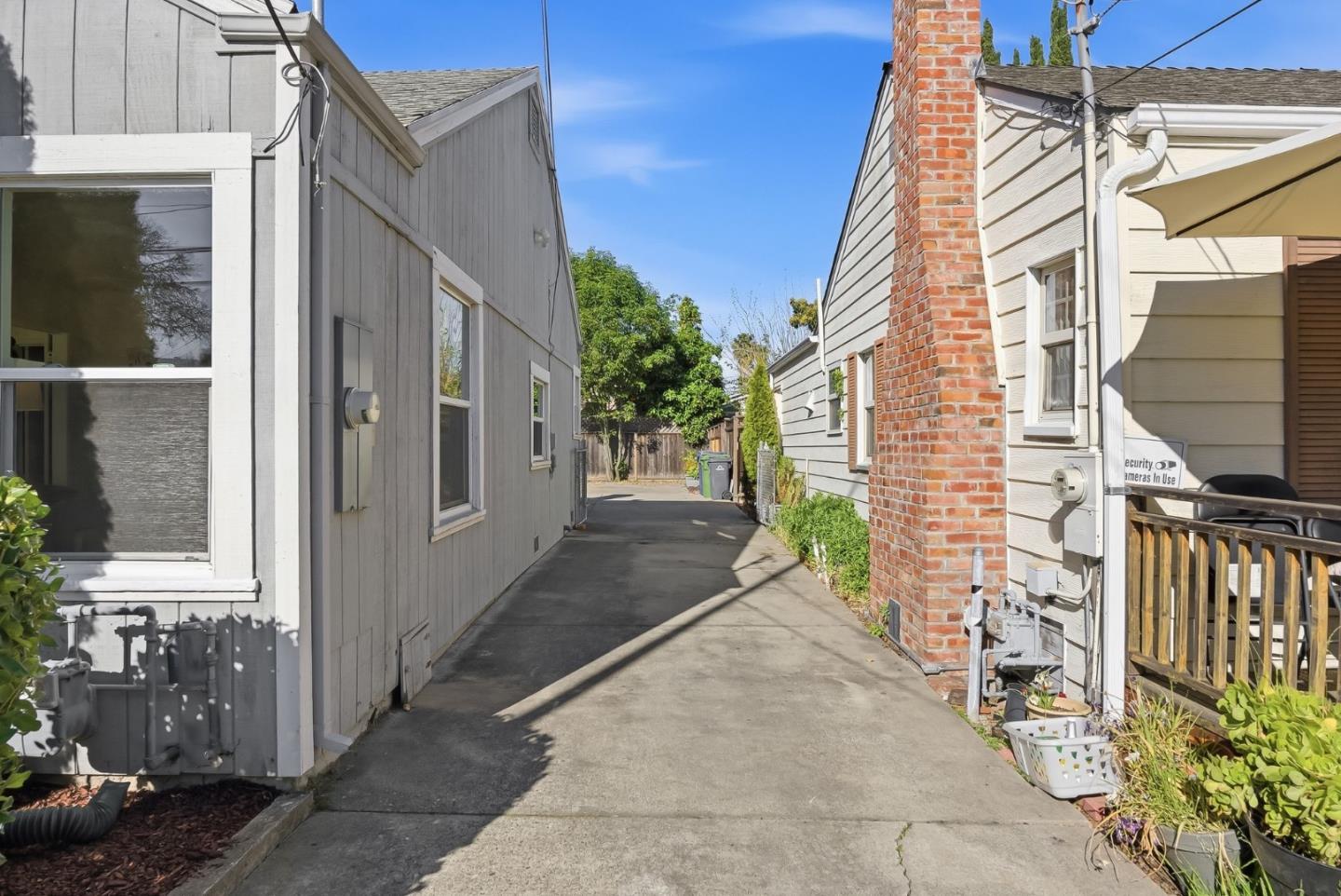 425 Rutland Avenue