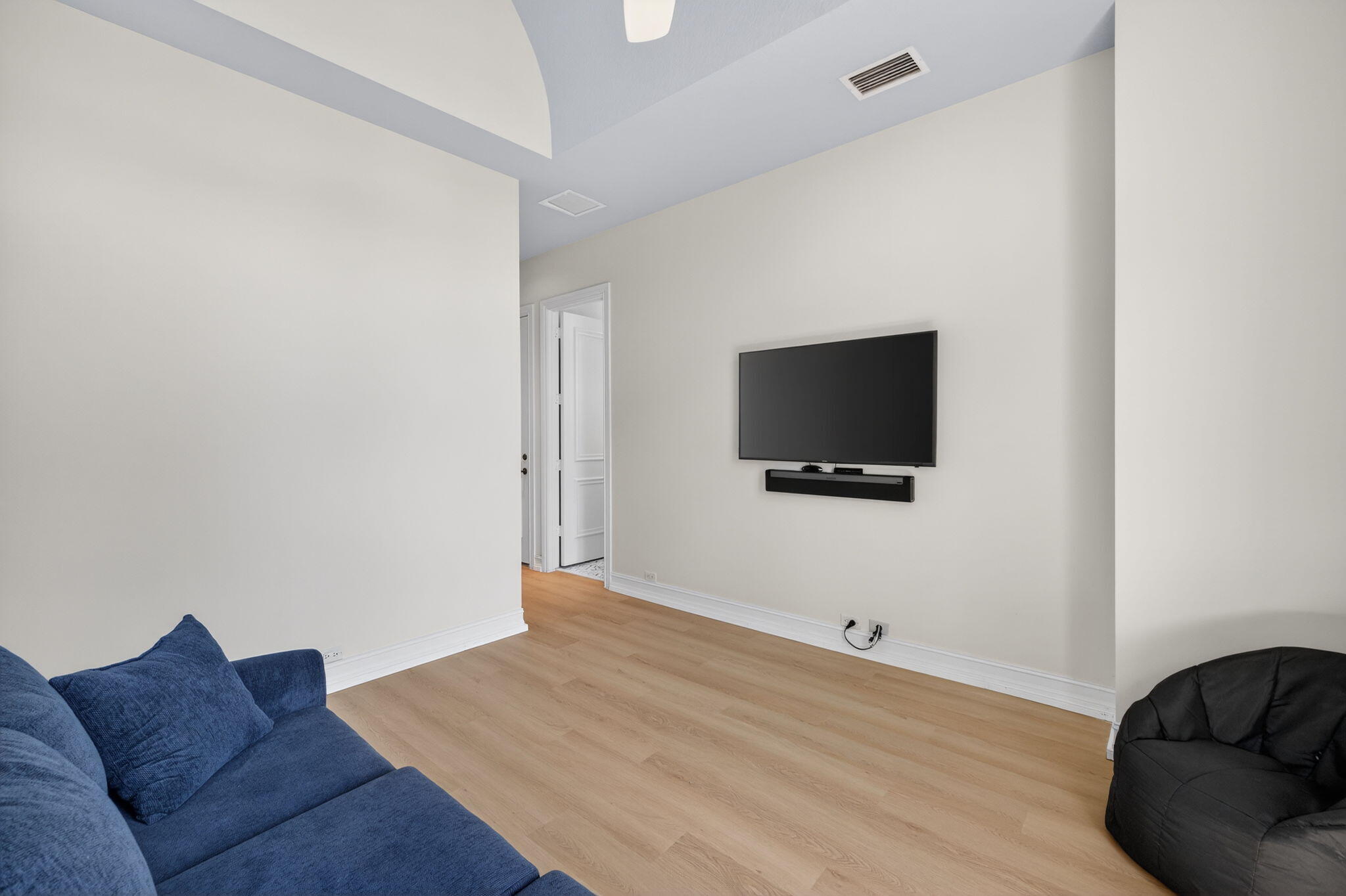 17681 Middlebrook Way