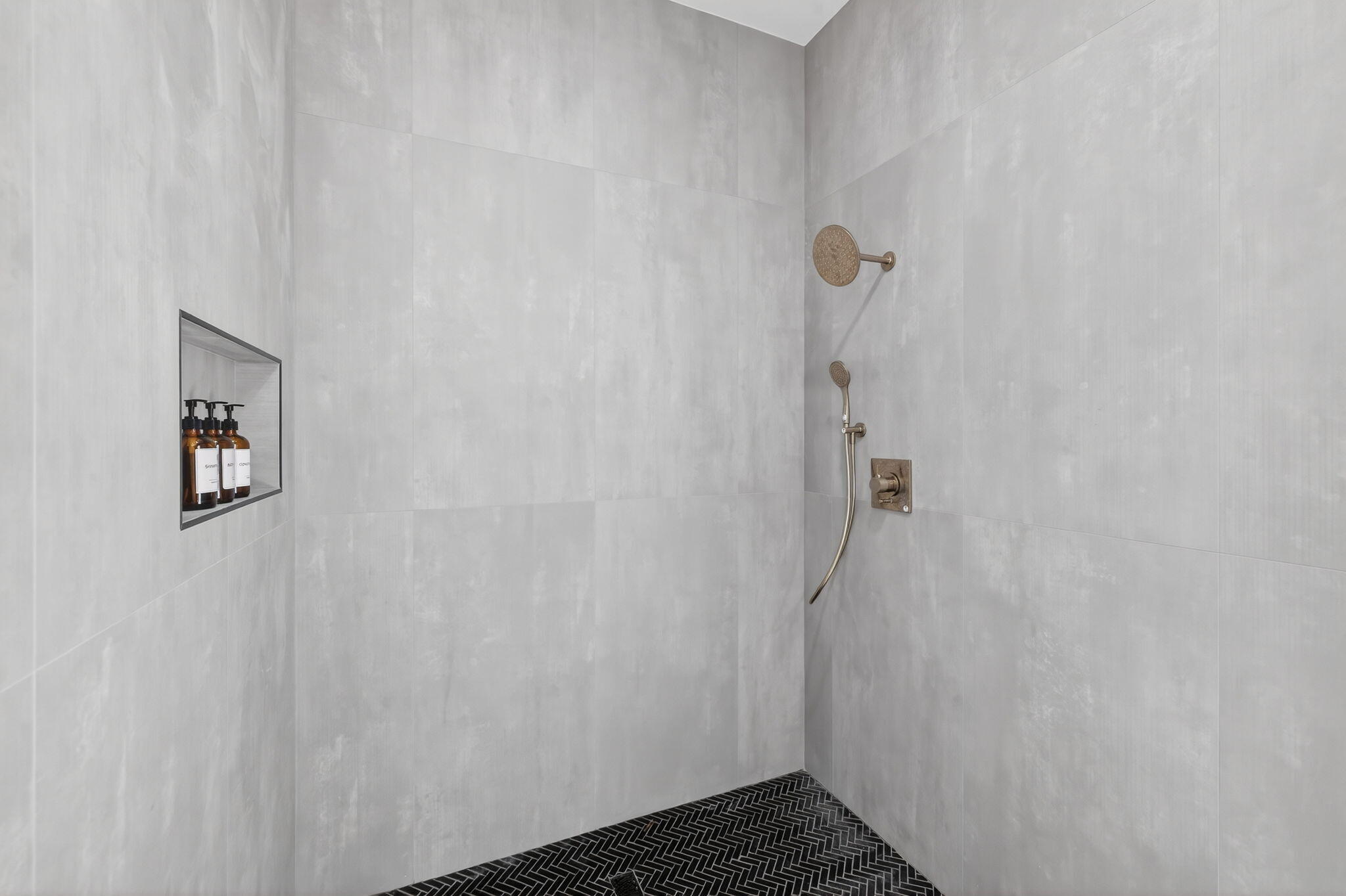 17681 Middlebrook Way