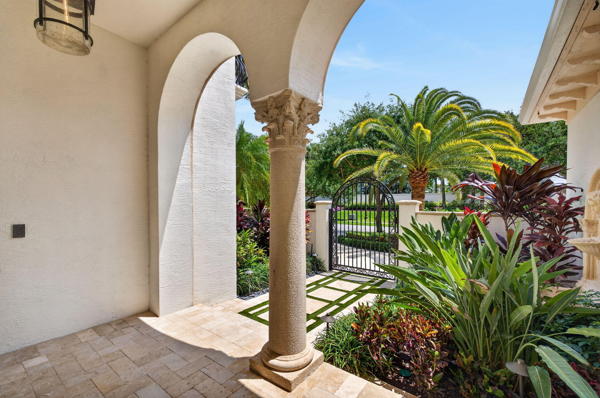 9471 Bridgebrook Drive