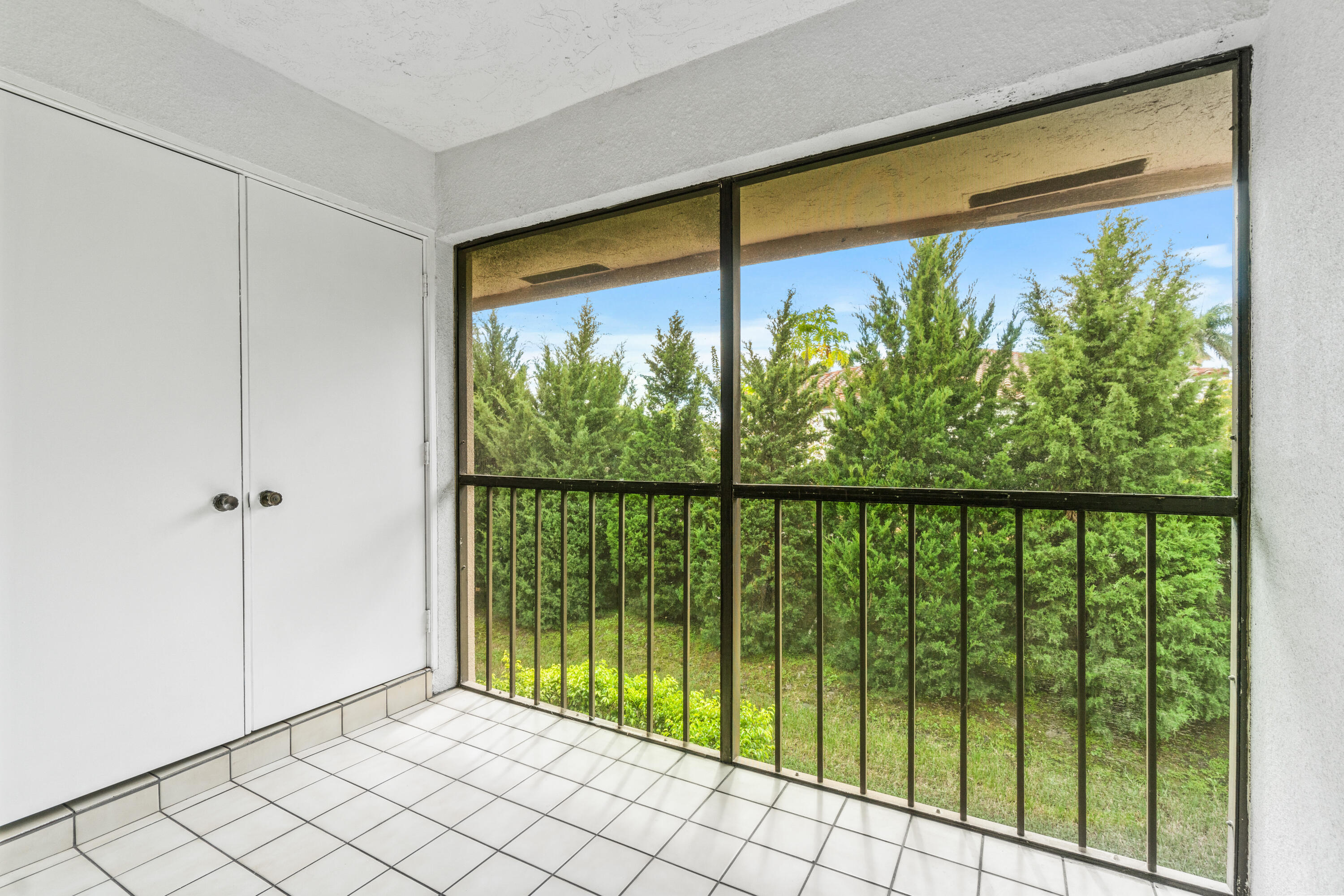 5151 W Club Circle 206